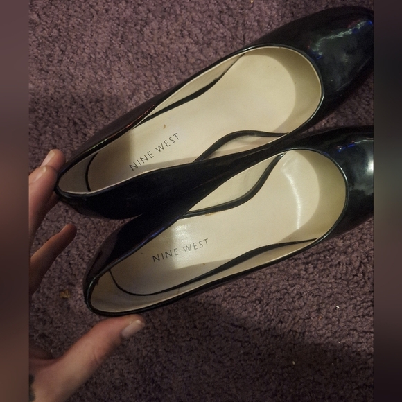 Nine West - 3" Black Heels - Picture 3 of 5